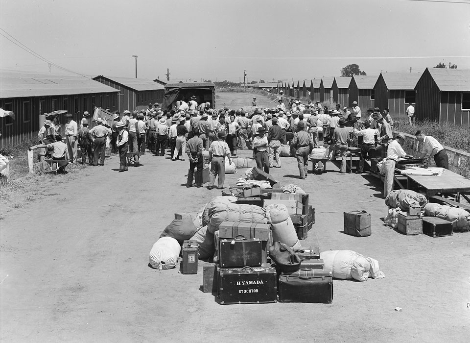 Group of Japanese-Americans arriving to the Heart Mountain Relocation Center. 